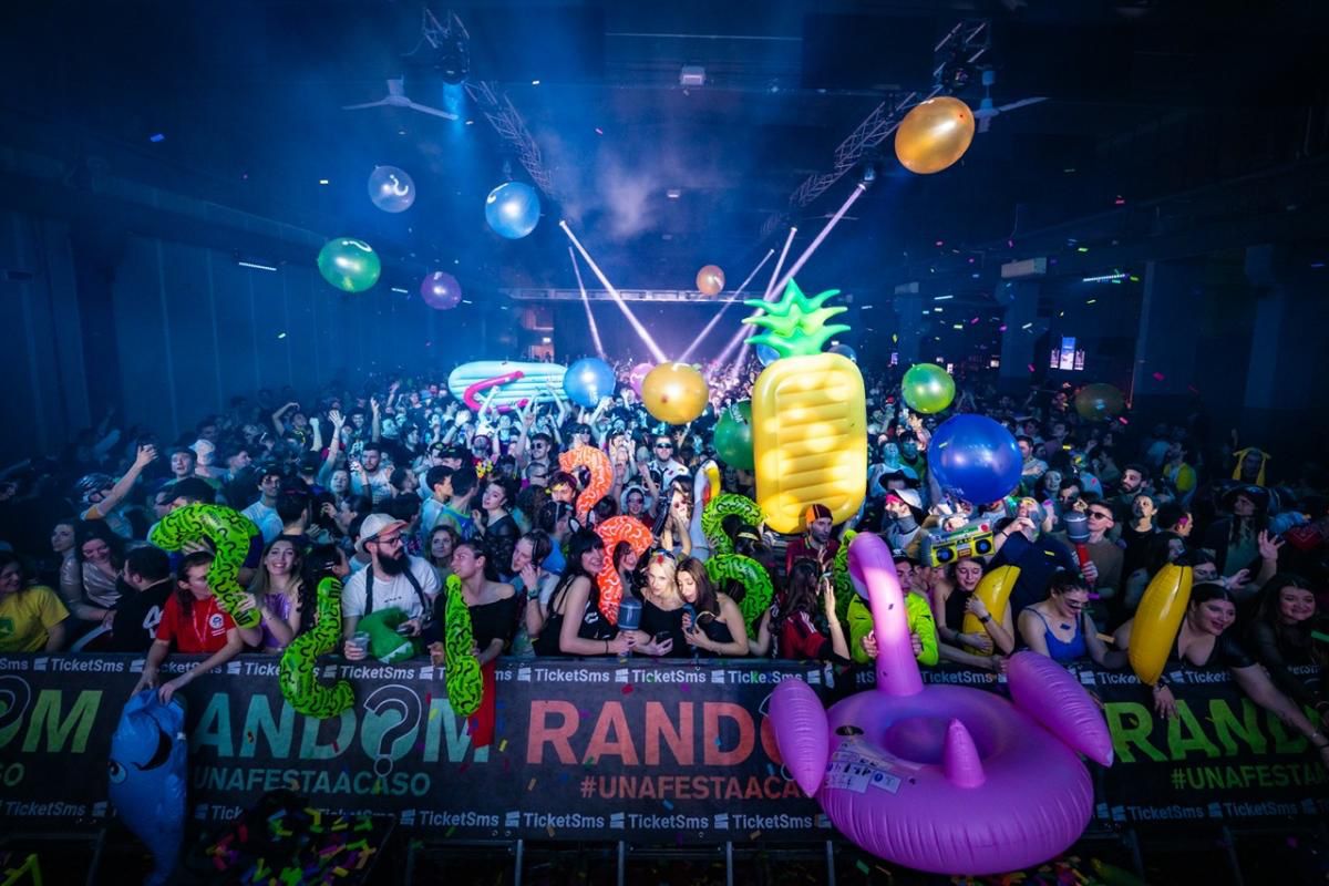 ARENA360° Random una festa a caso