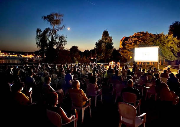 Esterno Notte - Cinema - Proiezione 5