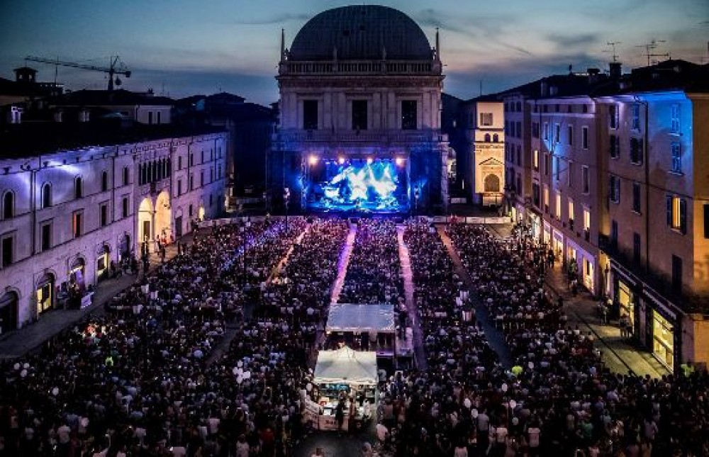 Concerto per Piazza della Loggia